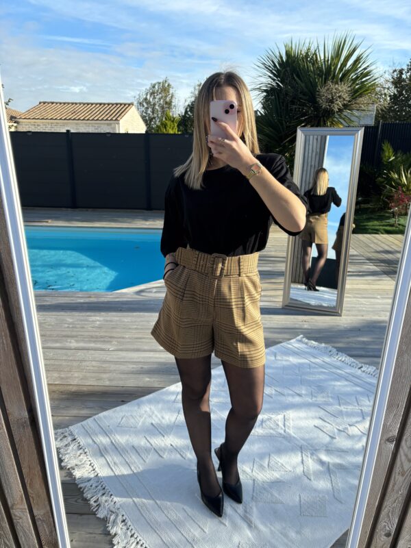 SHORT A CARREAUX CEINTURE
