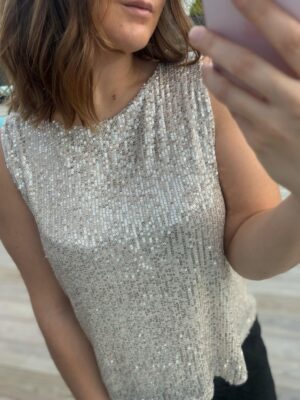 da457acf-e308-4a1b-9157-a5bf3e492f9b Top Solange dos nu à sequins