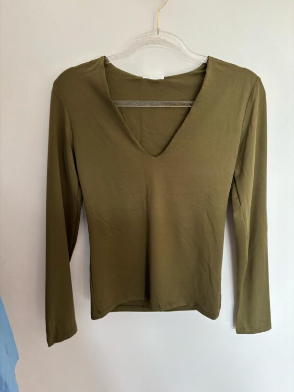 Tee shirt manche longue a col V