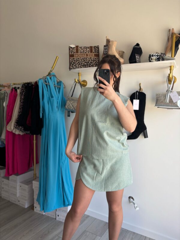 Jupe short taille haute