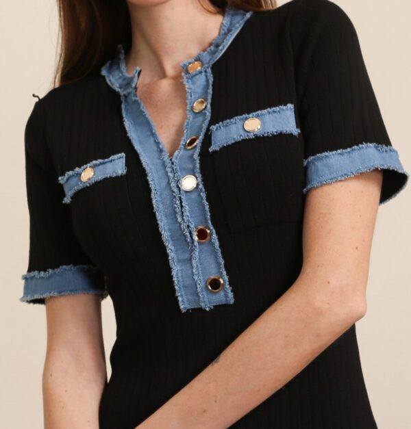 robe-en-maille-cotele-longue-col-v-avec-detail-jean-feminin-elegant_noir_67a4c714ed935 Robe longue maille côtelée col V détails denim